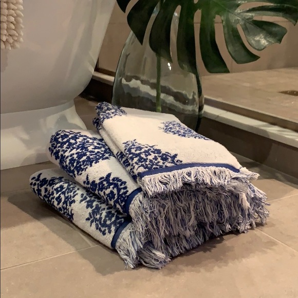 Threshold Bath Target Threshold 2 Bath And 2 Hand Towels Poshmark